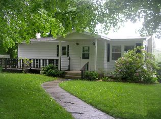 2 Knollwood Dr, Newton, NJ 07860