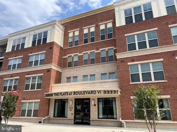 10755 Fairgrounds Dr Unit 218, Fairfax, VA 22033