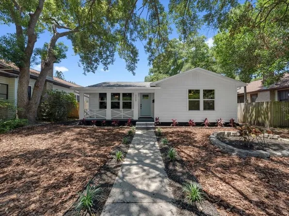 1110 12th St N, Saint Petersburg, FL 33705