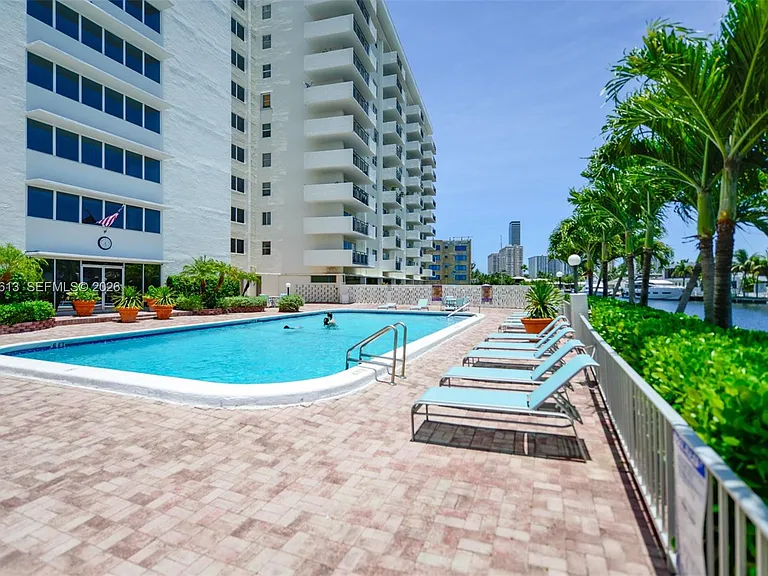401 Golden Isles Dr #312 — Photo 24