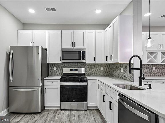 2nd image of 8737 Autumn Ridge Ct