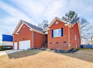 137 Oldtown Dr, Lexington, SC 29072