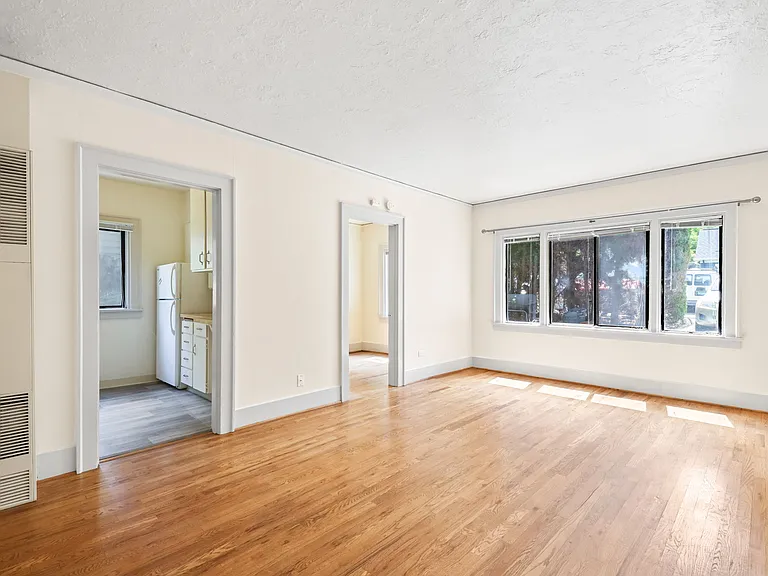 9-1526 SE Hawthorne Blvd #9 — Photo 6