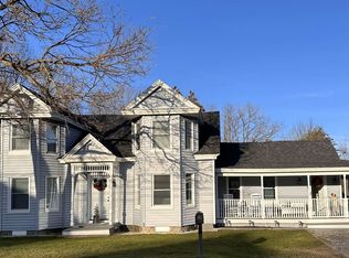 20 Church St, Tilton, NH 03276