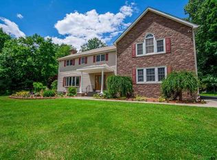 33 Creek Rd, Wynantskill, NY 12198