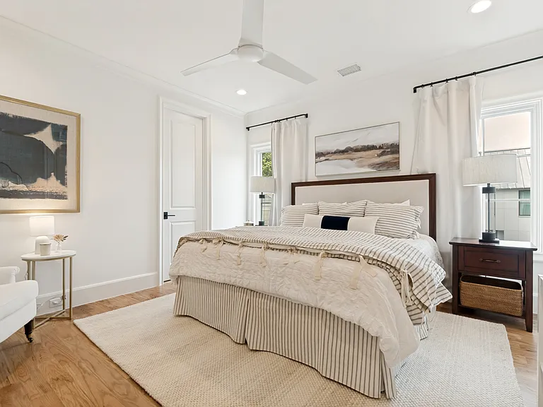 4309 Stanford Ave — Photo 23