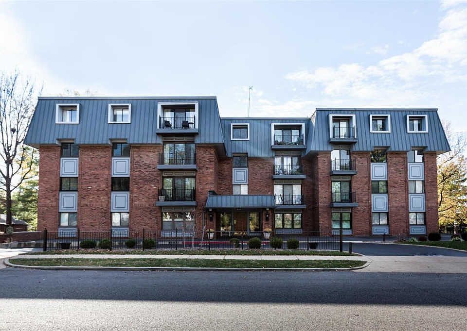 1st image of 450 W Adams Ave APT 4