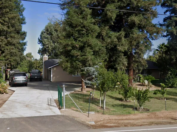 9502 E Shaw Ave, Clovis, CA 93619