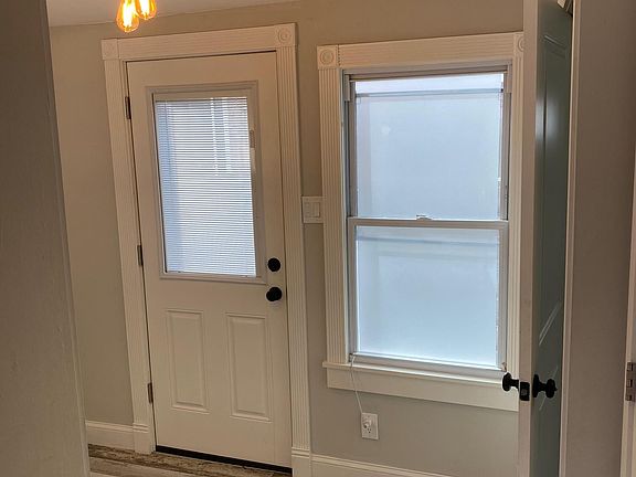 4th image of 116 Titan St