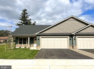 15 Grainfield Ct, Martinsburg, WV 25404