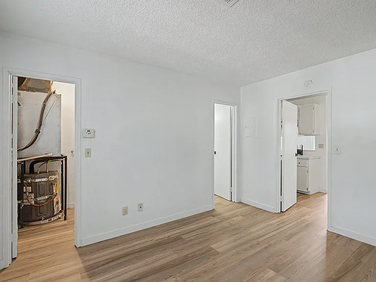 1937 Sunset Circle — Photo 27
