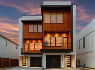 927 Bayonne St, Dallas, TX 75212