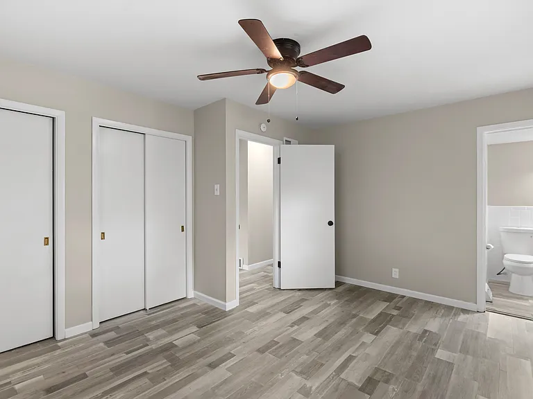 901 Cadora Dr — Photo 6