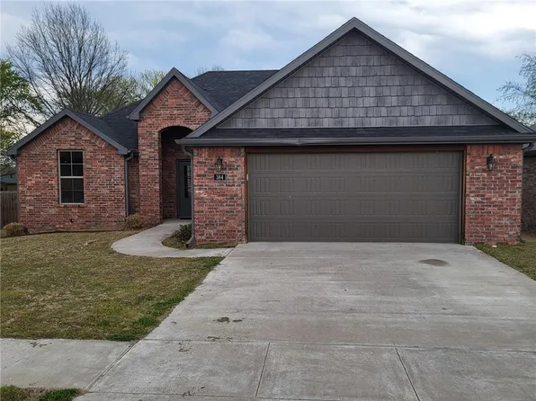 384 Brooke St, Springdale, AR 72762