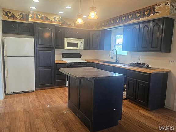 2nd image of 25529 County Road 542