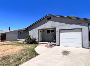 29 Dundee Ln, Pueblo, CO 81001