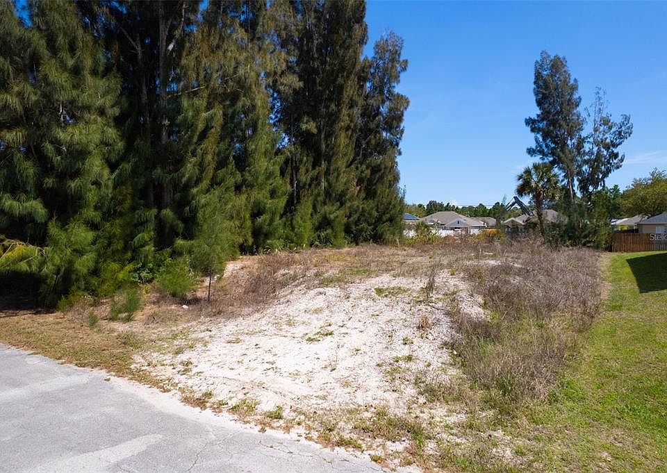 1st image of 769 GIBLIN AVENUE SW LOT 10