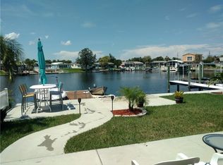 4542 Floramar Ter, New Port Richey, FL 34652