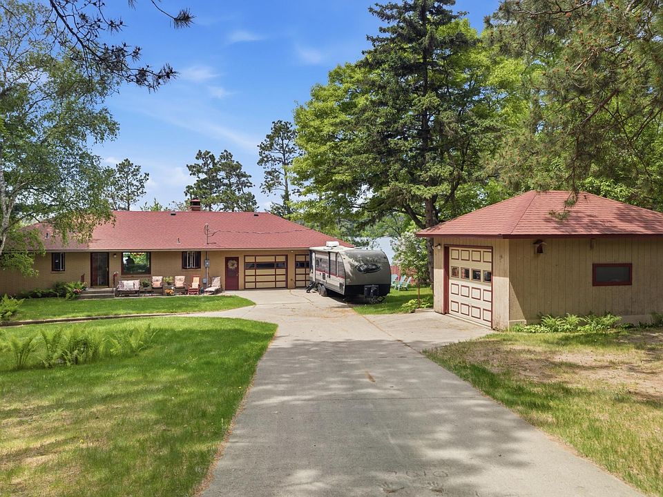 1st image of 16089 Dakota Shores Dr