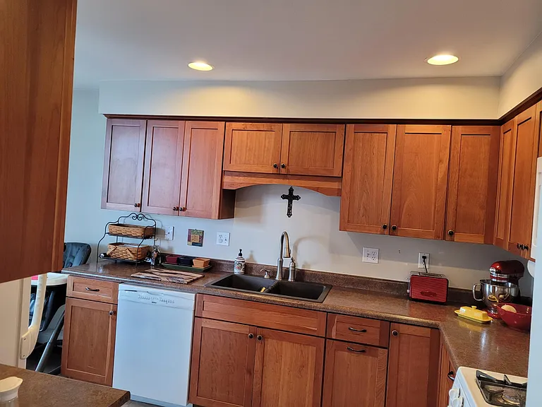 200 W Maberry Dr — Photo 18