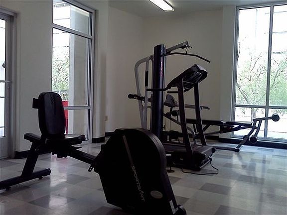 209 West Jackson Fitness Center