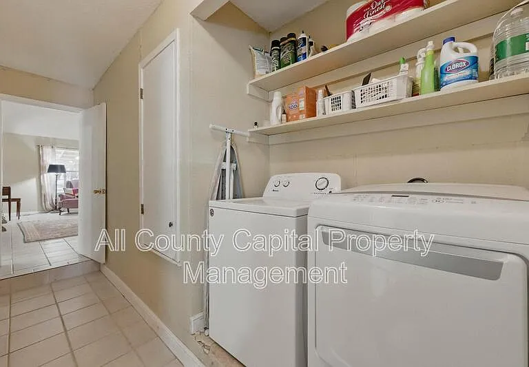 4802 Peach Grove Ct — Photo 10