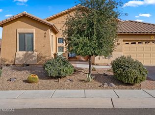 300 N Oak Tree Canyon Loop, Sahuarita, AZ 85629
