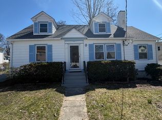 113 Lexington St, Springfield, MA 01107