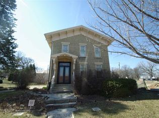 1115 S Main St, Rockford, IL 61102