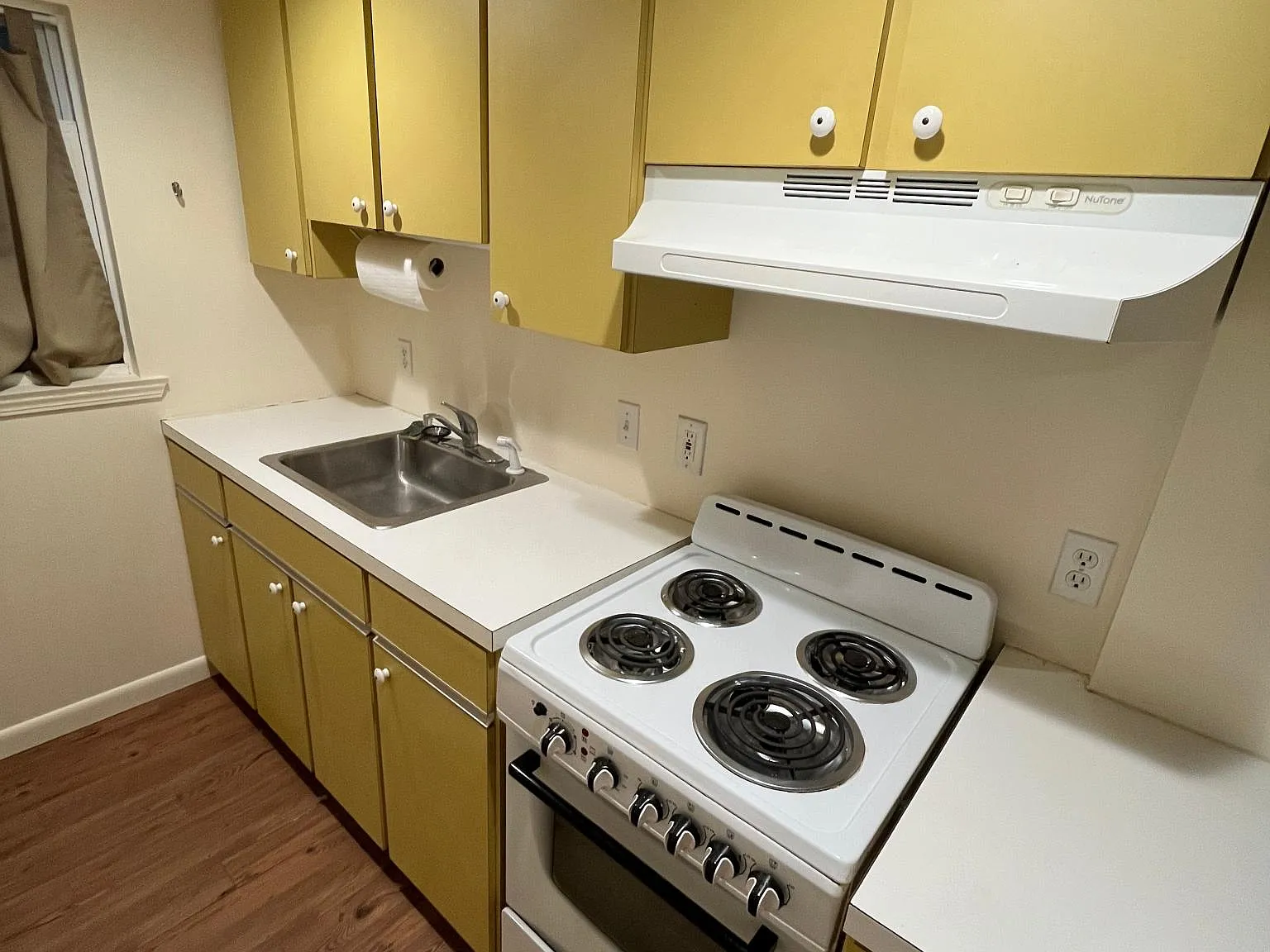 112 Randolph Rd — Photo 4