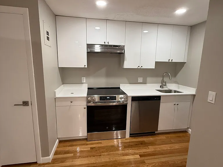 50 Evergreen St #36 — Photo 1