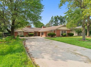 4940 Woodhurst Blvd, Fort Wayne, IN 46807
