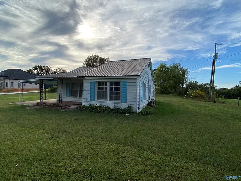 239 Cryer Rd — Photo 2