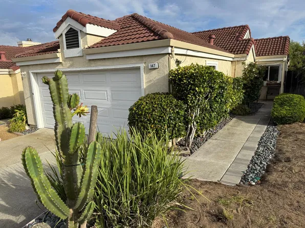 147 Dolphin Cir, Marina, CA 93933