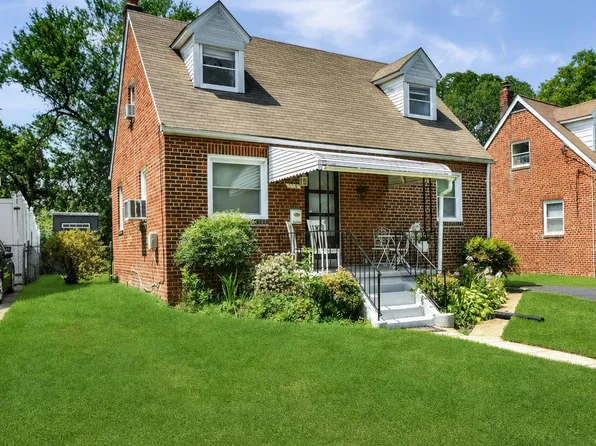 218 Kuethe Rd NE, Glen Burnie, MD 21060