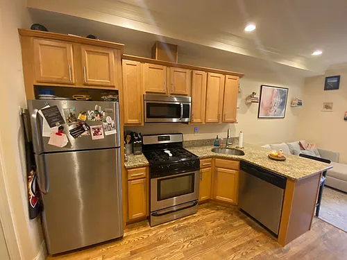 27 Lothrop St Photo 1