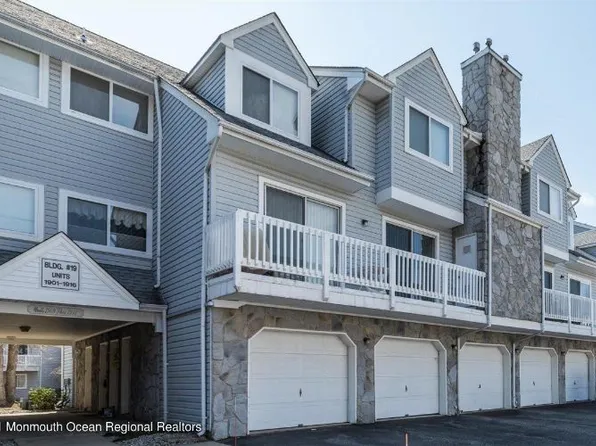 1910 Schley Ave, Toms River, NJ 08755