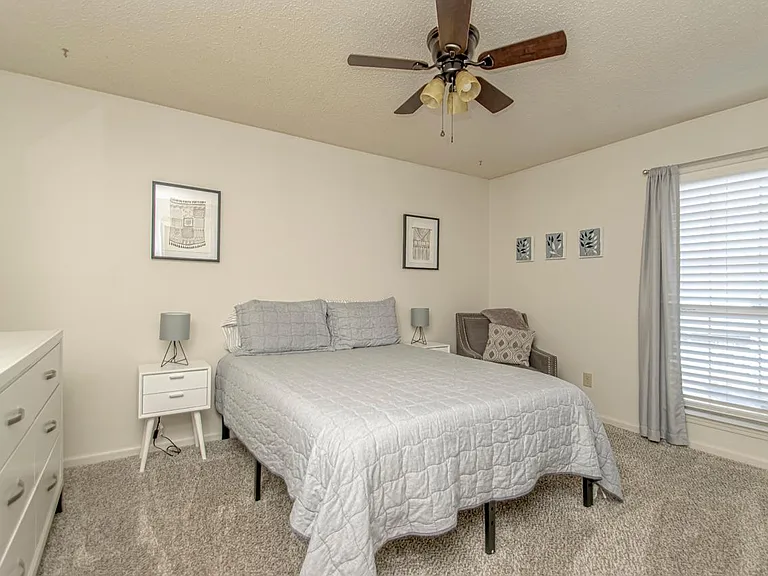 20 Woodhill Dr — Photo 18