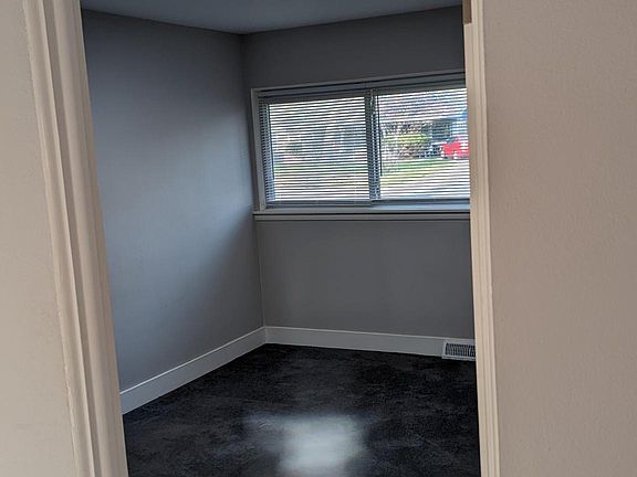 2nd image of 432 Crestwood Dr