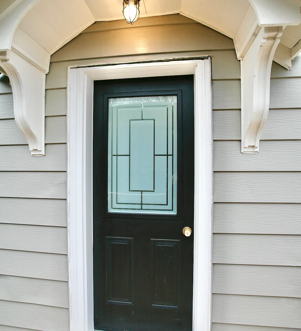 3 bed, 900 sqft, $2,195 — Photo 1