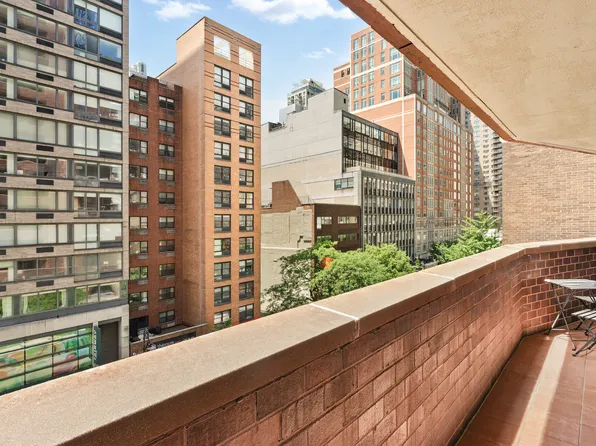 233 East 86th Street image 1 of 5