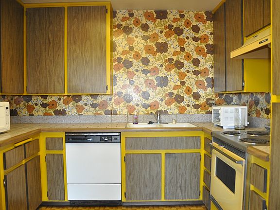 3rd image of 6343 Caminito Partida