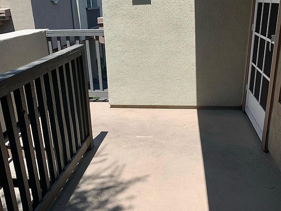3rd image of 2800 Keller Dr APT 123