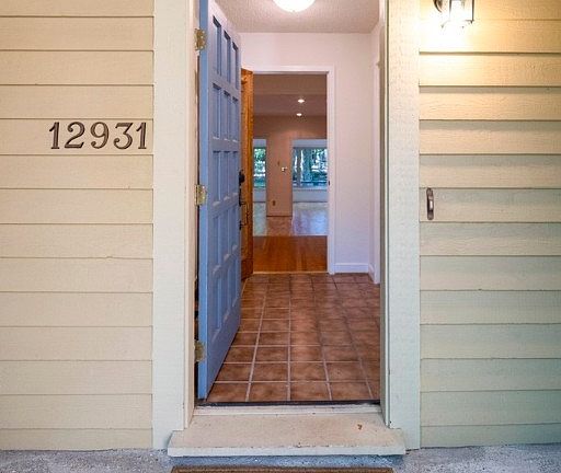 3rd image of 12931 River Hills Dr