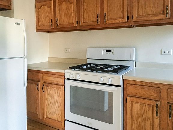 2nd image of 4547 N Leavitt St APT 1