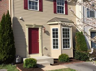 1035 Kentwell Dr, York, PA 17406