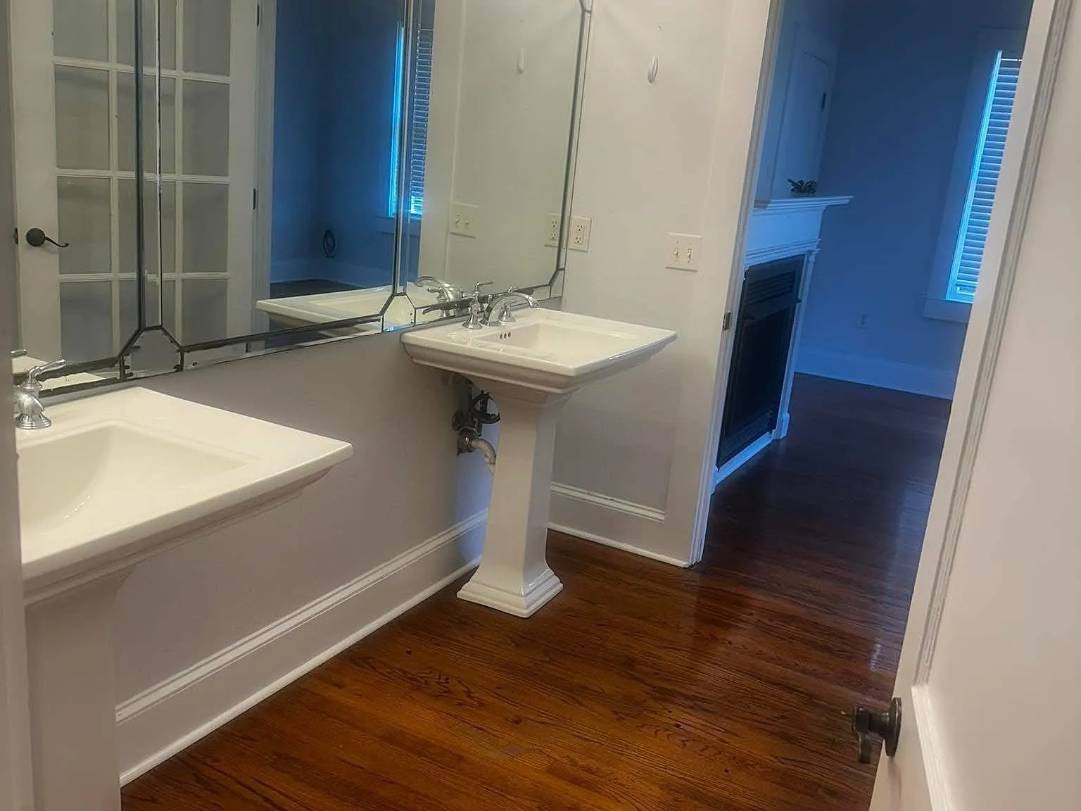 3 bed, $1,800 — Photo 3