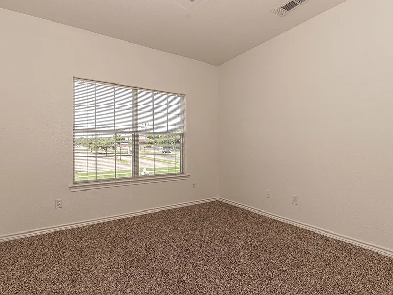 1701 Walnut St — Photo 10