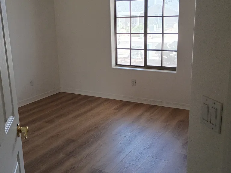 Bedroom #1