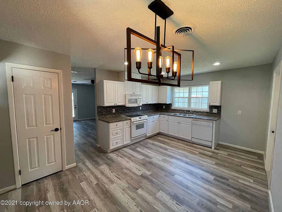 2nd image of 2916 Bagarry St